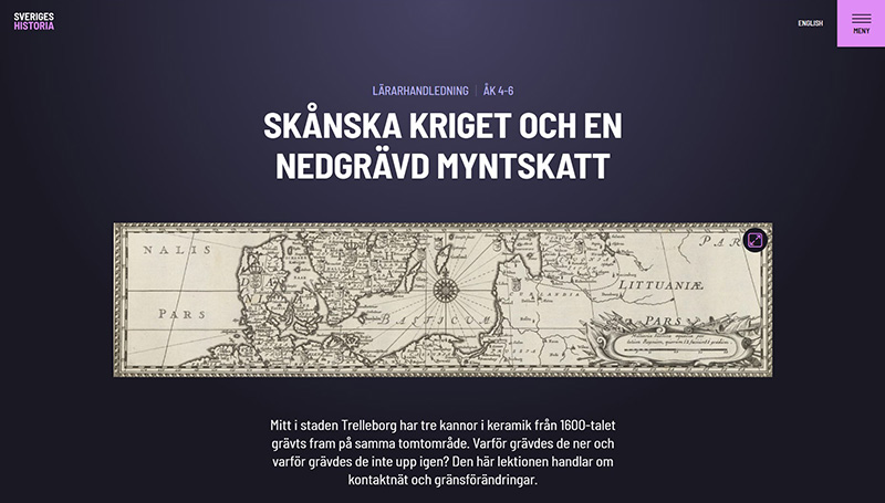 Bild av en lektionssida på datorn. Visar en gammal karta över Skåne och Danmark och texten Skånska kriget och en nergrävd myntskatt.