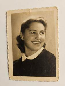 Bild av ung kvinna på 1930-talet. Lea Gleitsman